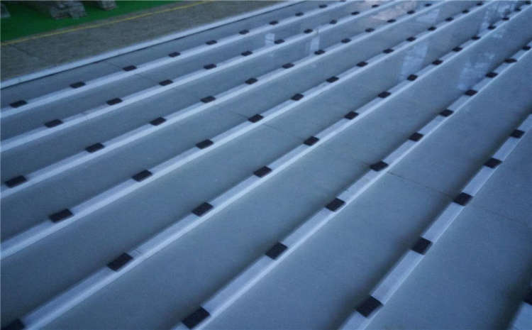 天津柞木體育木地板批發(fā)