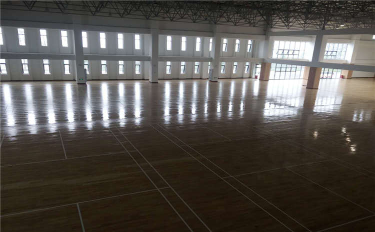 室內體育木地板厚度