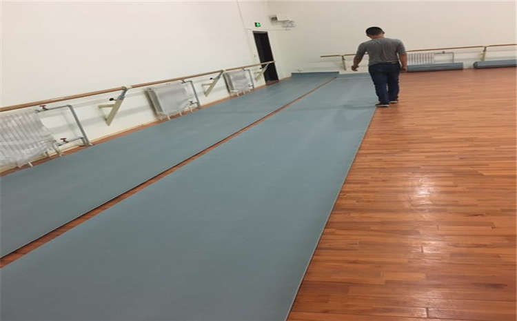 青海專用實木運動地板打磨翻新