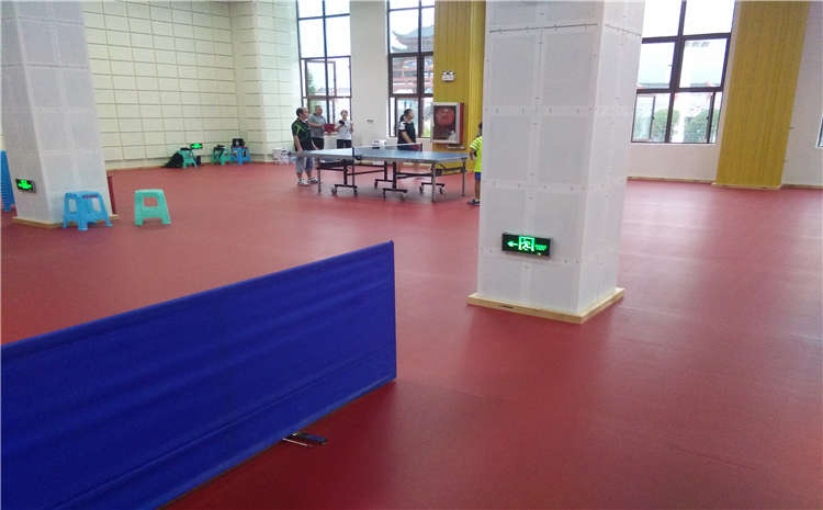 松木籃球運動地板哪個牌子好？