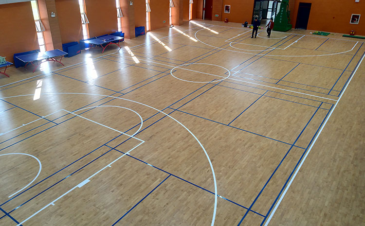 22厚運動體育地板怎么保養?